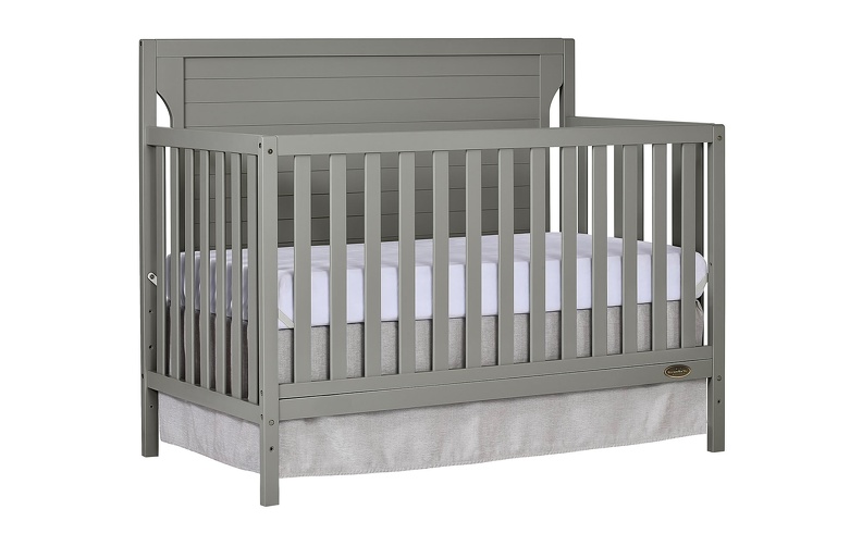 Full size crib F-119