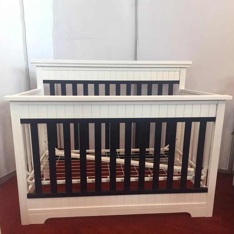 Full size crib F-124
