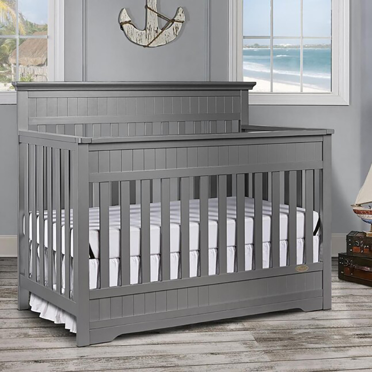 Full size crib F-124