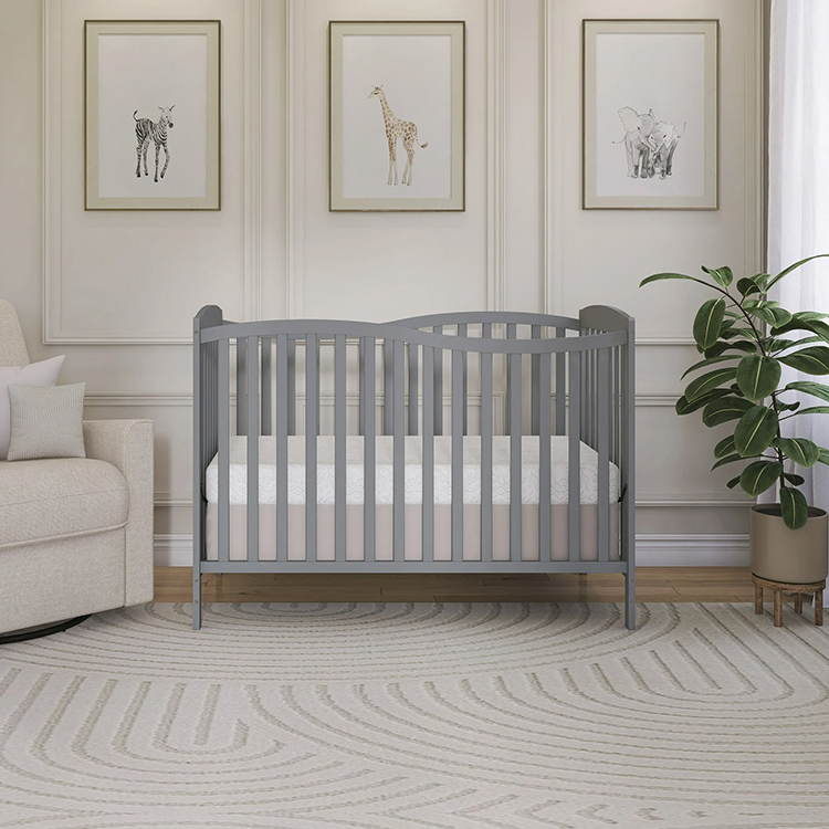 Full size crib F-133 -