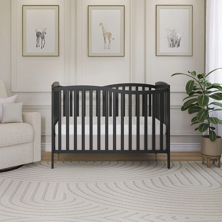Full size crib F-133 -