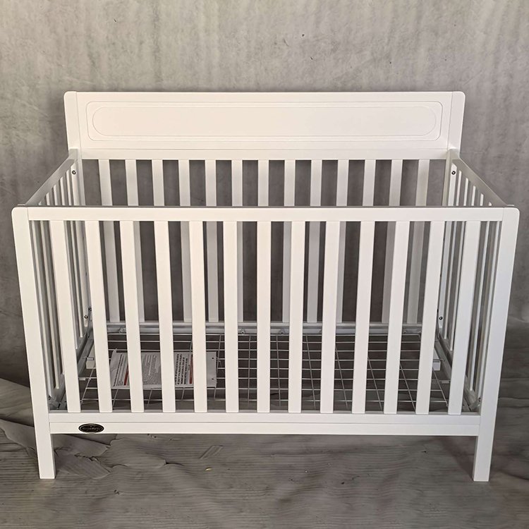 Full size crib F-172