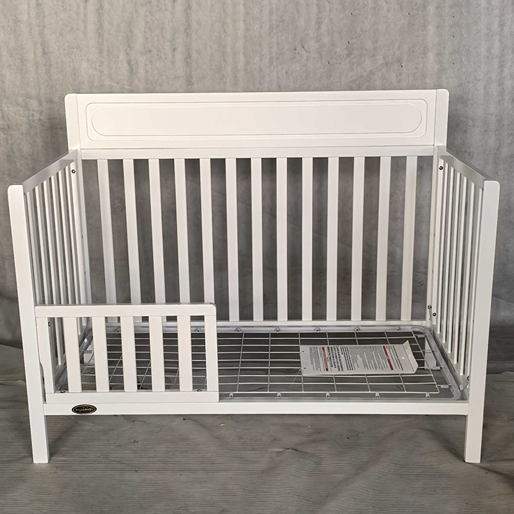 Full size crib F-172
