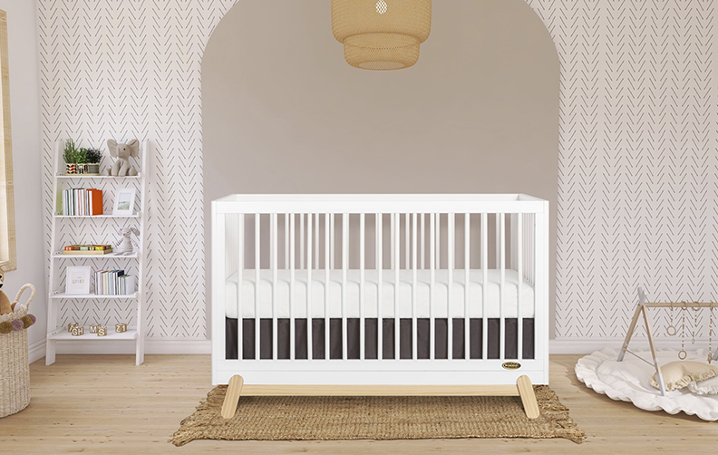 Full size crib F-152 -white