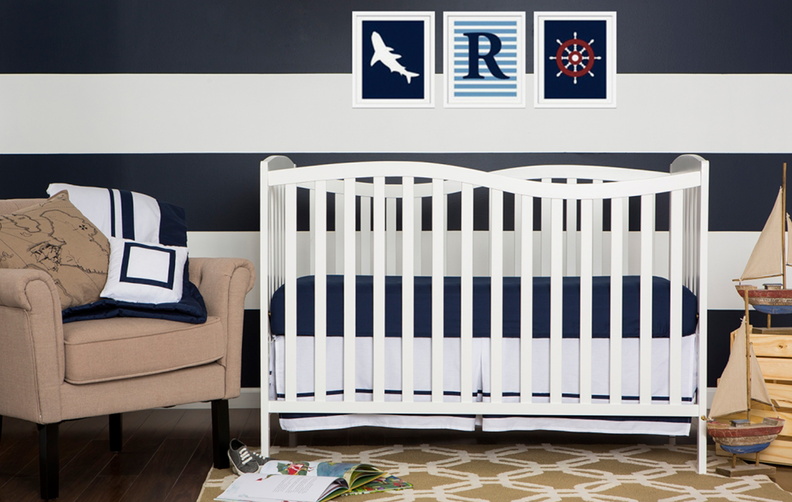 Baby crib 143-W