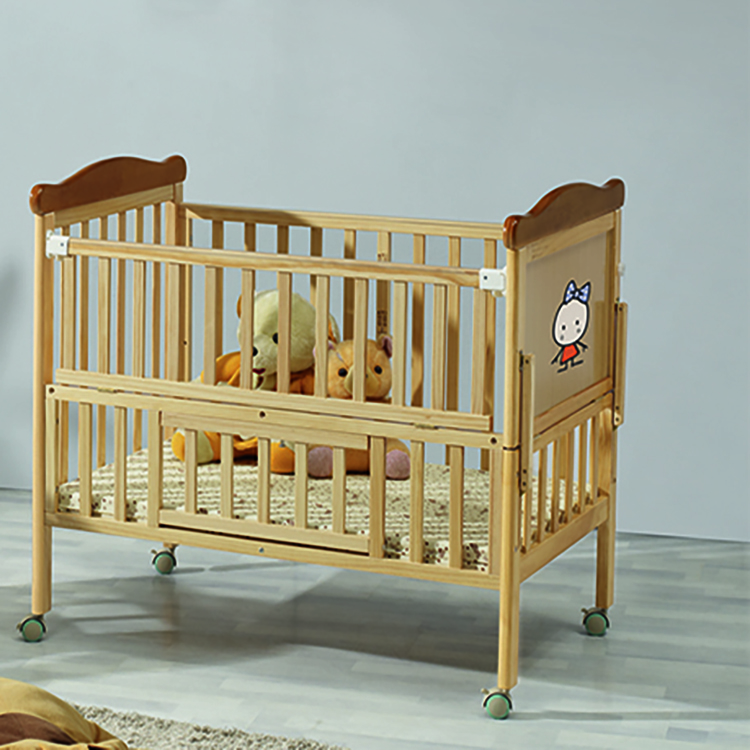 WOODED BABY CRIB 539