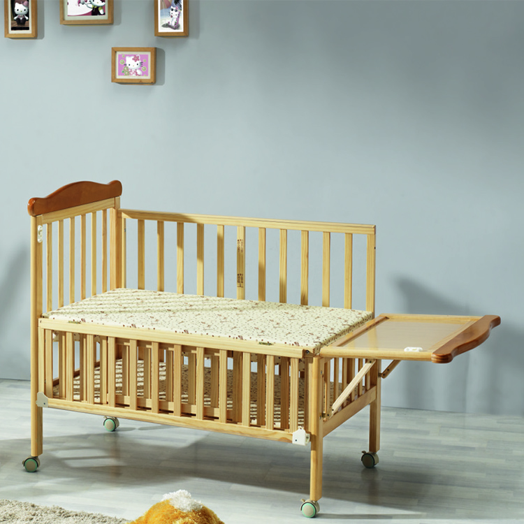 WOODED BABY CRIB 539